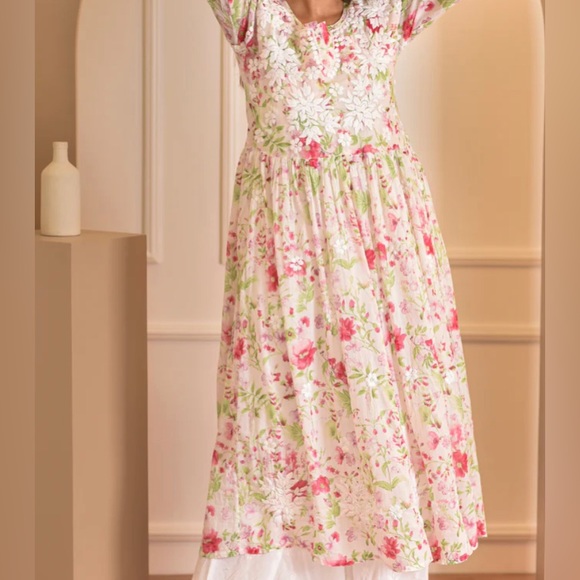 Chikankari embroidered mulmul A line frok - Picture 6 of 7